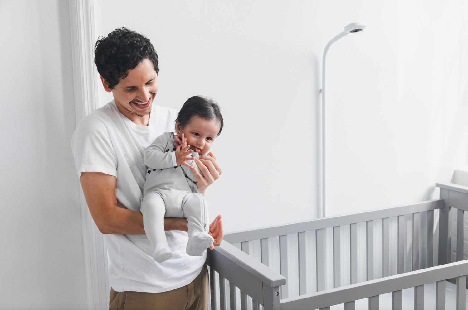 Babies sleep better with Nanit: now with 6+6 months of free Sleep Plan